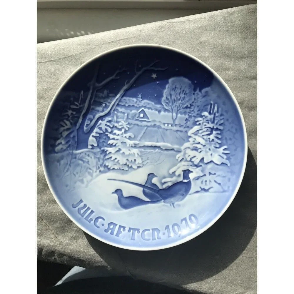 Bing & Grondahl 1970 Blue Christmas Plate Pheasants in the Snow at Christmas